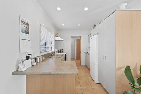 Photo of property in 2/94a Coronation Road, Hillcrest, Auckland, 0627