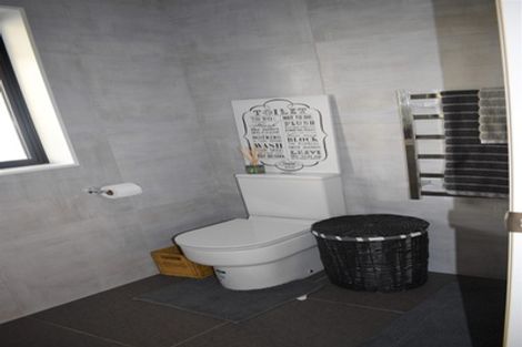 Photo of property in 16/5 Perekia Street, Albany, Auckland, 0632