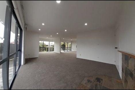Photo of property in 301 Bucklands Beach Road, Bucklands Beach, Auckland, 2012