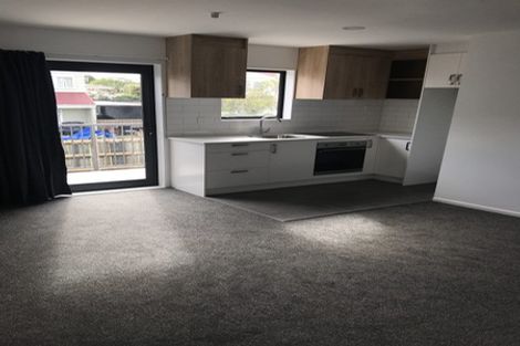 Photo of property in 84 Avenue Road, Otahuhu, Auckland, 1062