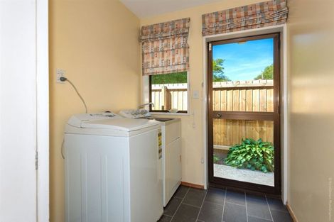 Photo of property in 1/734 Avonside Drive, Avonside, Christchurch, 8061