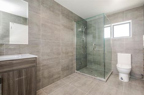 Photo of property in 13 Matukutureia Lane, Manurewa, Auckland, 2102