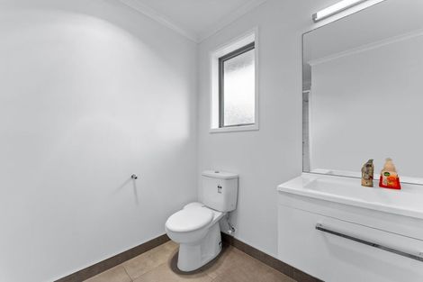 Photo of property in 17 Perla Road, Pukekohe, 2120