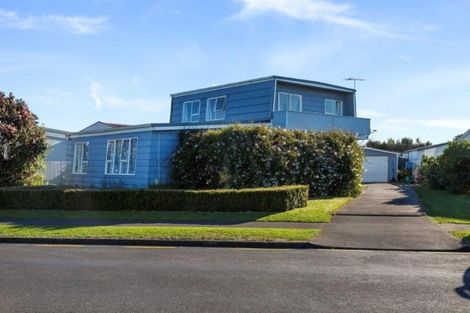 Photo of property in 1 County Drive, Hawera, 4610