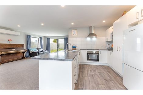 Photo of property in 34 Roberts Road, Hei Hei, Christchurch, 8042