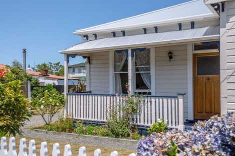 Photo of property in 106 Fox Street, Featherston, 5710