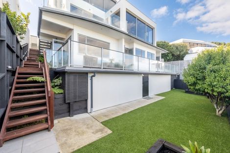 Photo of property in 5a Bucklands Beach Road, Bucklands Beach, Auckland, 2012