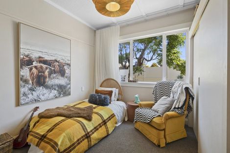 Photo of property in 22 Ngaio Street, Strandon, New Plymouth, 4312