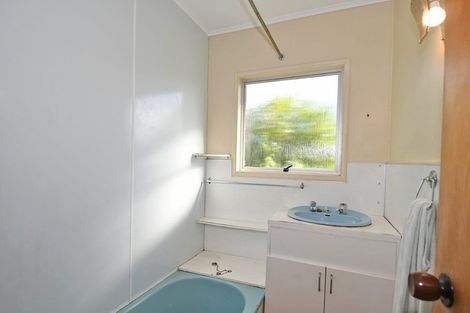 Photo of property in 49 Barrier View Road, Leigh, 0985