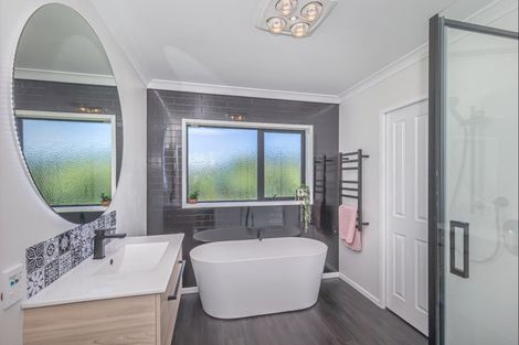 Photo of property in 68c Papaitonga Lake Road, Ohau, Levin, 5570