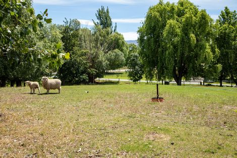 Photo of property in 35 Clare Road, Galloway, Alexandra, 9393