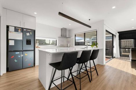 Photo of property in 2a Slater Place, Te Puke, 3119