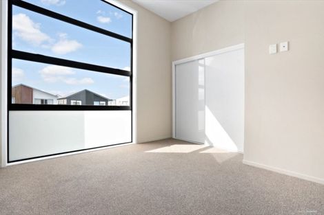 Photo of property in 12 Dignity Street, Papakura, 2110