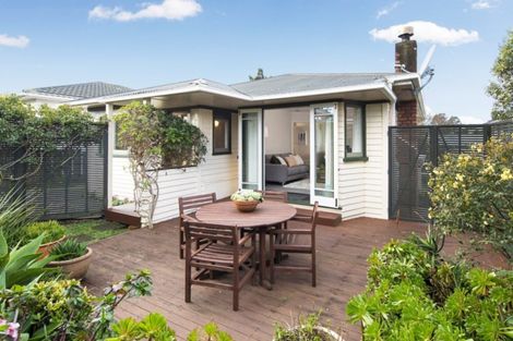 Photo of property in 7 Bungalow Avenue, Point Chevalier, Auckland, 1022