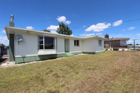 Photo of property in 12 Myrtle Grove, Putaruru, 3411