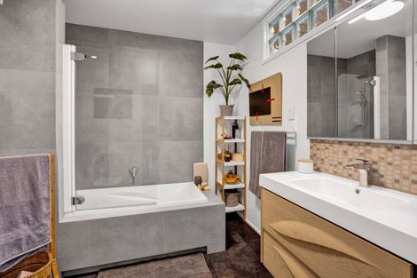 Photo of property in 203b South Road, Spotswood, New Plymouth, 4310