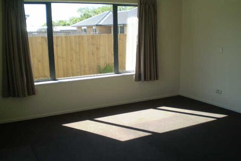 Photo of property in 8 Mokihi Gardens, Hillmorton, Christchurch, 8024