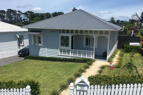 Photo of property in 53 Huka Road, Birkenhead, Auckland, 0626