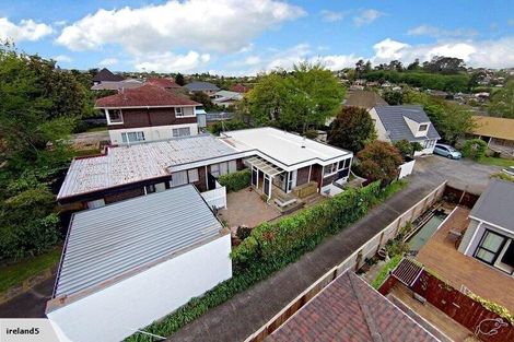 Photo of property in 2/12 Priestley Drive, Bucklands Beach, Auckland, 2014