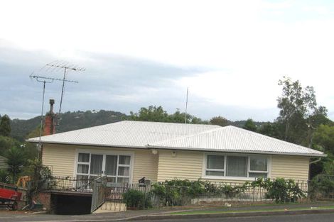 Photo of property in 44 Glengarry Road, Glen Eden, Auckland, 0602