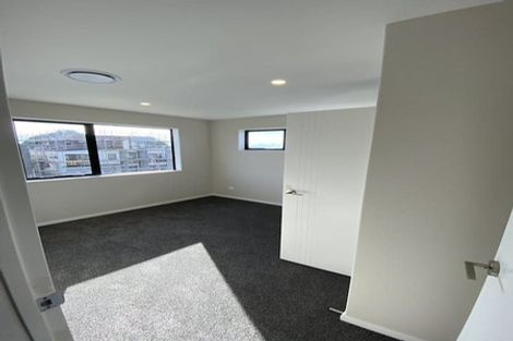 Photo of property in 5 Bendridge Street, Flat Bush, Auckland, 2019