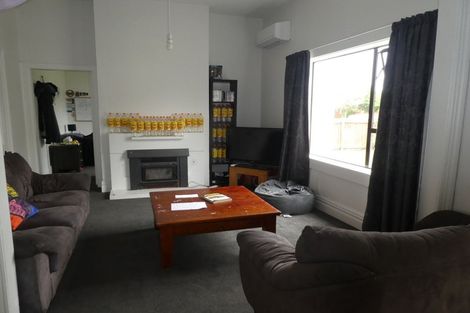 Photo of property in 28 Division Street, Riccarton, Christchurch, 8041