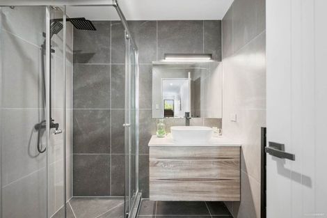 Photo of property in 4e Arbor Close, Manurewa, Auckland, 2102