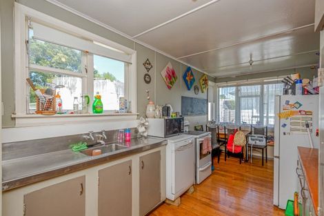 Photo of property in 26 Edward Street, Pahiatua, 4910