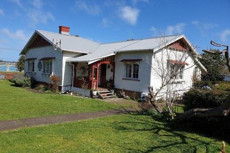Photo of property in 21 Egmont Street, Patea, 4520