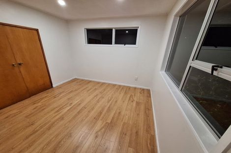 Photo of property in 2/56 Lavery Place, Sunnynook, Auckland, 0632