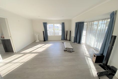 Photo of property in 78 Glenmore Road, Sunnyhills, Auckland, 2010