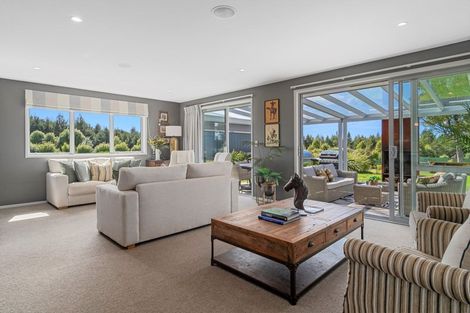 Photo of property in 12 Sarona Park Drive, Omanawa, Tauranga, 3171