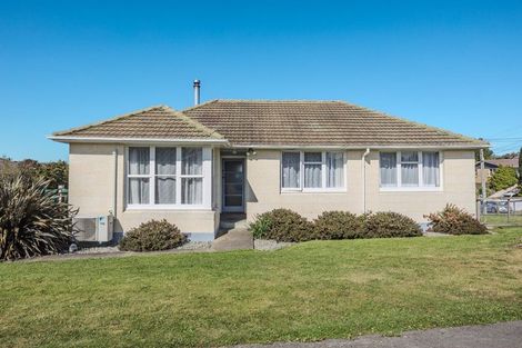Photo of property in 1 Roach Street, Holmes Hill, Oamaru, 9401