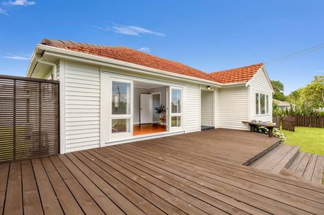 Photo of property in 1 Ngareta Road, Mourea, Rotorua, 3074