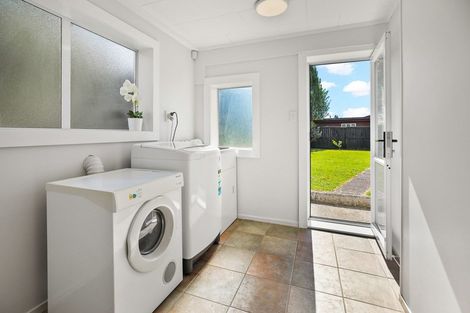 Photo of property in 35 Hillcrest Road, Hillcrest, Hamilton, 3216