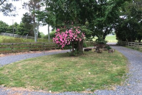 Photo of property in 152 Walton Road, Richmond Downs, Walton, 3475