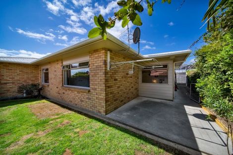 Photo of property in 84 Oranga Street, Westown, New Plymouth, 4310
