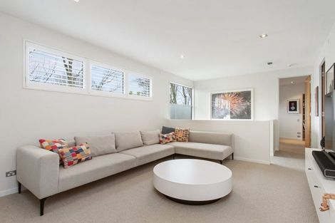Photo of property in 93 Merivale Lane, Merivale, Christchurch, 8014