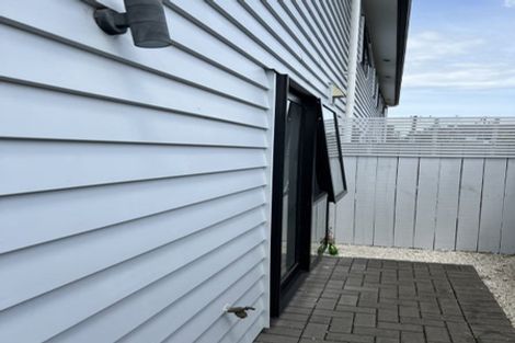 Photo of property in 35 Rutland Road, Stanley Point, Auckland, 0624