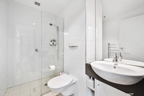 Photo of property in Sanctum Apartment, 10 Ebor Street, Te Aro, Wellington, 6011