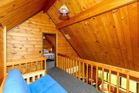 Photo of property in 5 Kaitake Place, Oakura, 4314