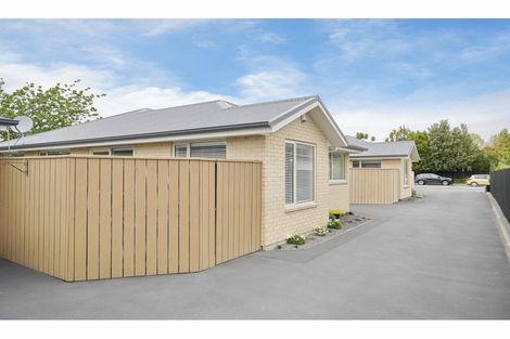 Photo of property in 2/158 Harewood Road, Papanui, Christchurch, 8053