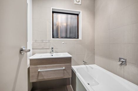 Photo of property in 2/97 Matipo Road, Mairangi Bay, Auckland, 0630