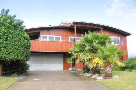 Photo of property in 205 Harbour View Road, Whangamata, 3620