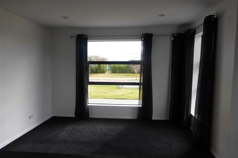 Photo of property in 13 Tommy Street, Pegasus, 7612