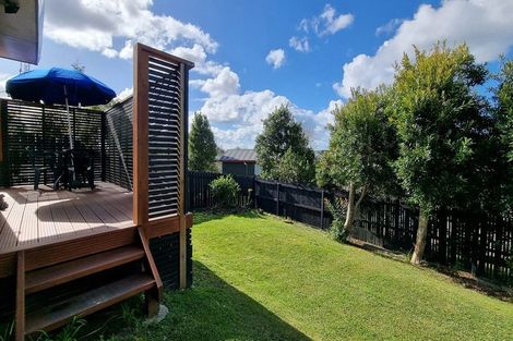 Photo of property in 8 Owl Court, Unsworth Heights, Auckland, 0632