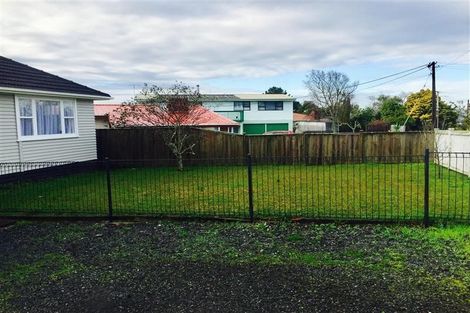 Photo of property in 8 Chorley Avenue, Massey, Auckland, 0614