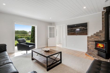 Photo of property in 23 Motuora Road, Manly, Whangaparaoa, 0930