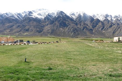 Photo of property in 35 Cunninghams Drive, Jacks Point, Queenstown, 9371