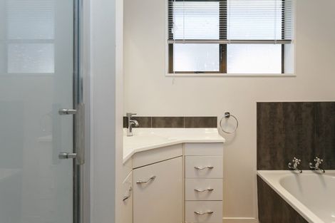 Photo of property in 80 Hyde Avenue, Richmond Heights, Taupo, 3330